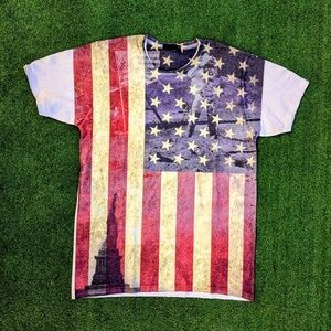5th Avenue Adult Sz Lg American USA Flag+Astronaut+Statue of Liberty Shirt NWOT